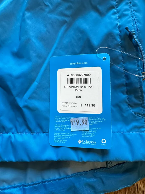 The North Face Rainjacket - Image 2