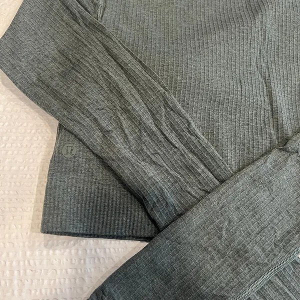 Lululemon Ebb to Street Long Sleeve Shirt 10 women - Image 3