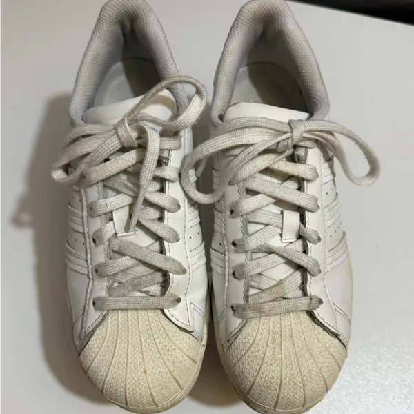Adidas Superstar white sneakers, size 5 - Image 3