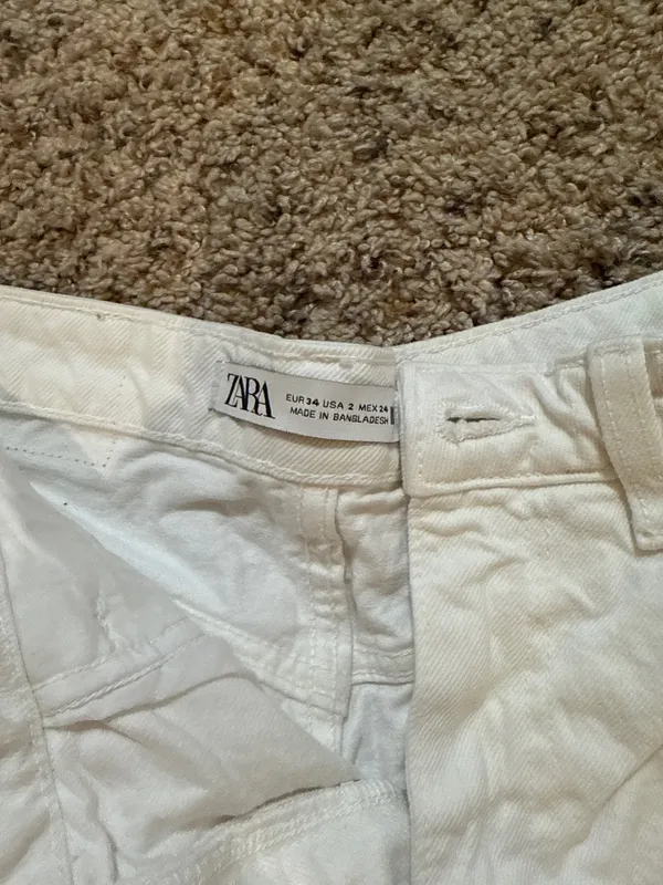 ZARA White Denim Shorts - Image 3