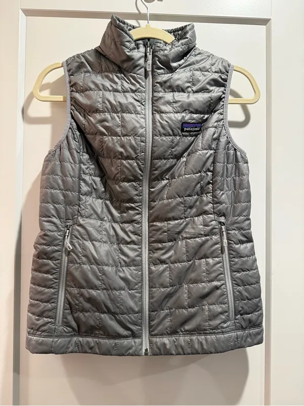 Patagonia Nano Puff Vest Women’s Small Gray Primaloft‎ Quilted Size Small - Image 3