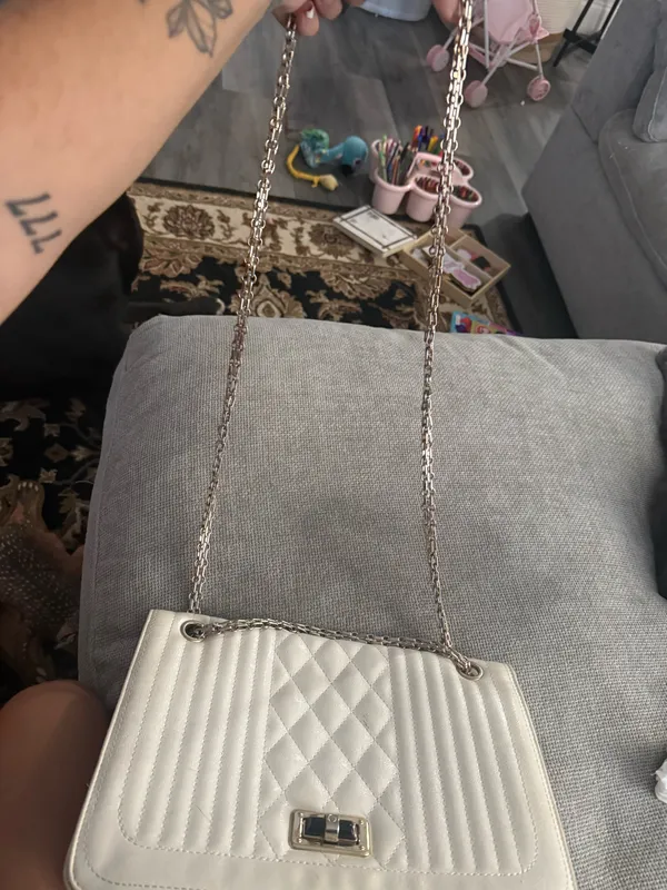 Mellow World Amanda Quilted Shoulder Bag White - Image 8