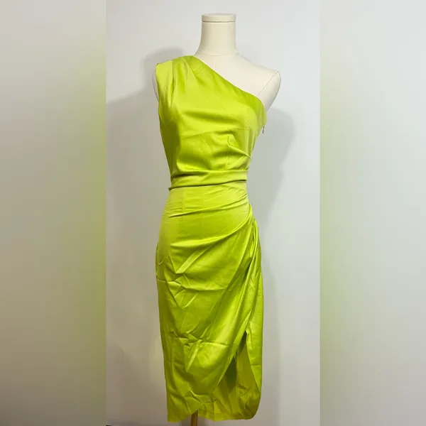 New! Elliatt Cassini Asymmetric‎ Satin Mini Sheath Dress Chartreuse Lime Sz XS - Image 5