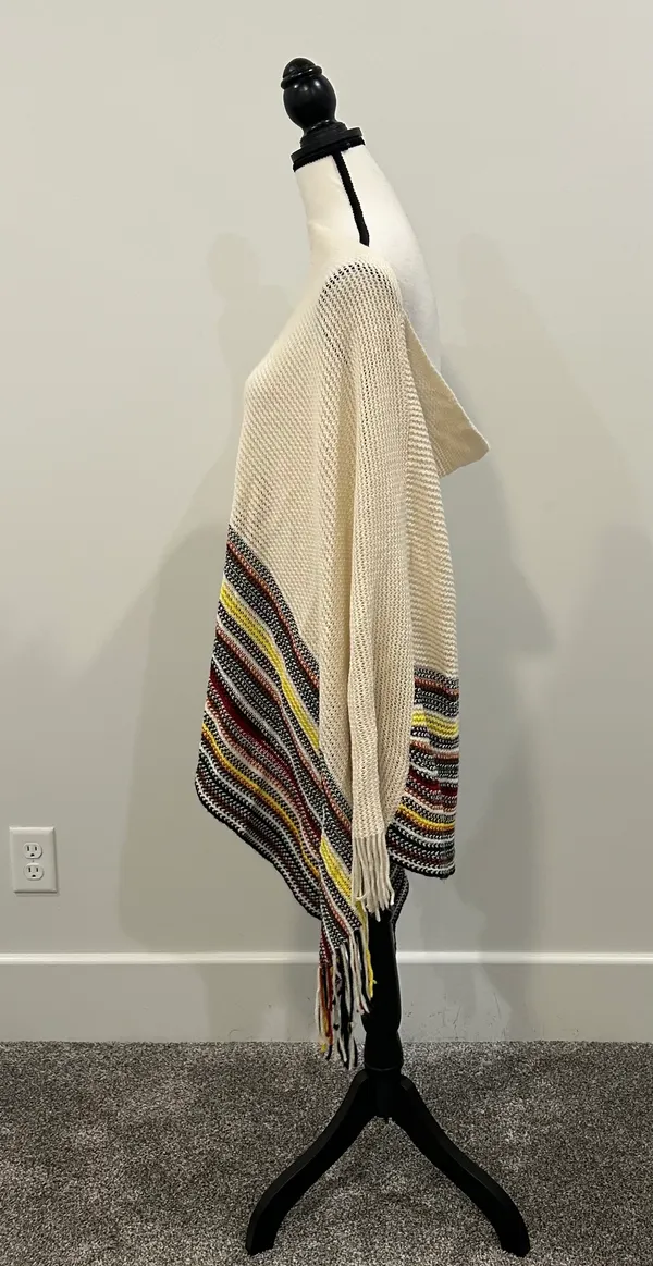 Royal Rose Poncho - Image 3