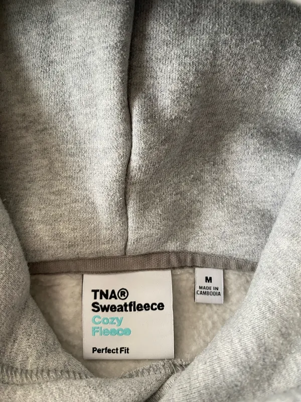 Aritzia TNA Grey Hoodie - Image 4