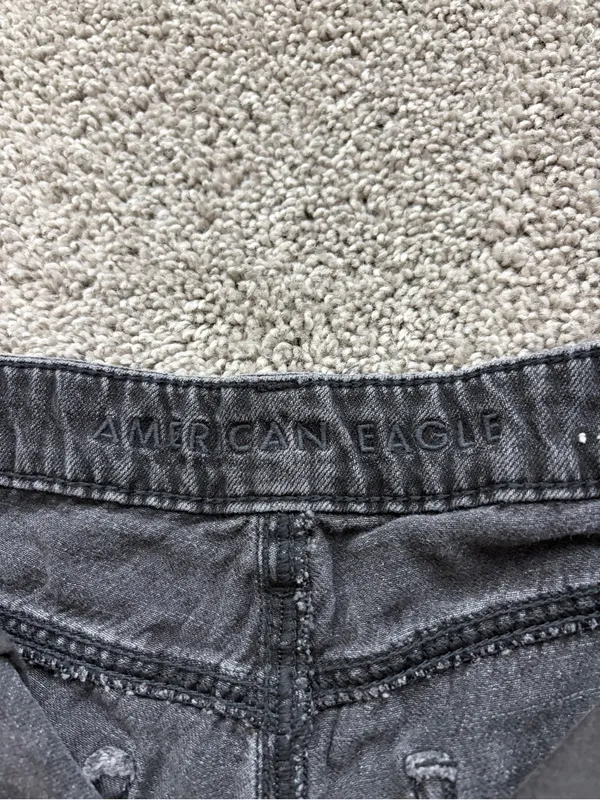Women’s American Eagle Cross-Over Waist Black Mom Shorts - Image 2