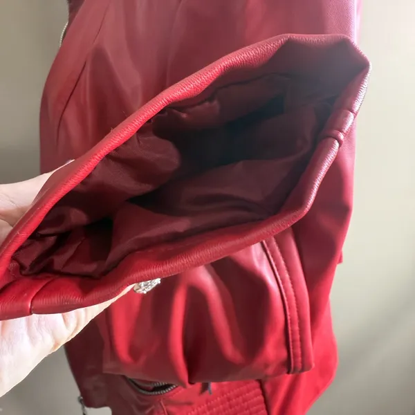 NWT C & A Red Leather Zip - Image 8