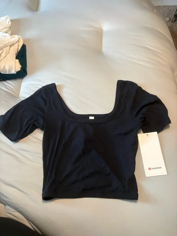 Lululemon ribbed held tight tee - Image 2