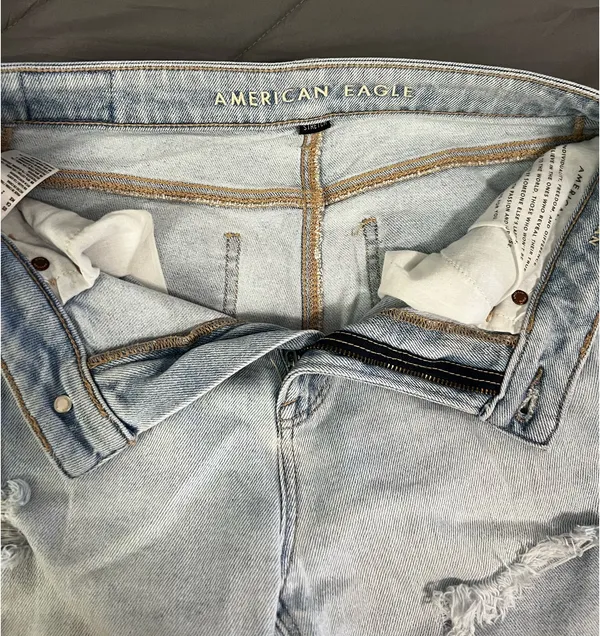 American Eagle Mom Straight Jeans - Image 2
