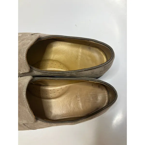 Hush Puppies nineteen fifty eight heirloom silver loafers slip on women's size 8 - Image 4