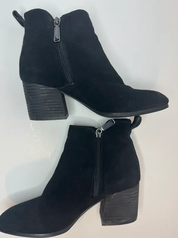 Blondo Black Waterproof Ankle Boots Size 7.5M - Image 6