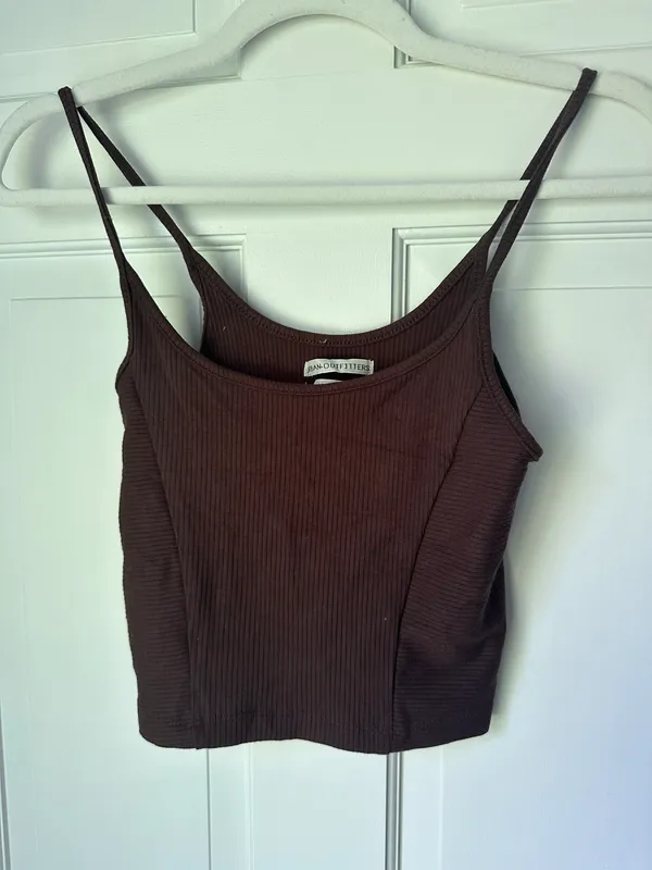 Cropped Tank Top - Image 2