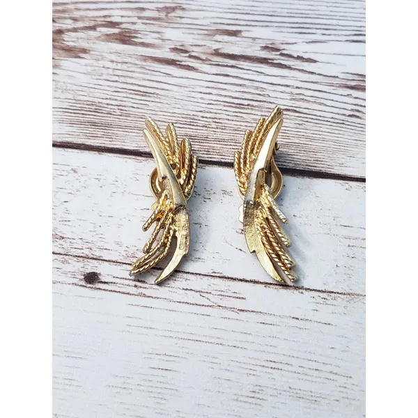 Vintage Clip On Earrings Gold Tone Statement Earrings 1.5" - Image 3