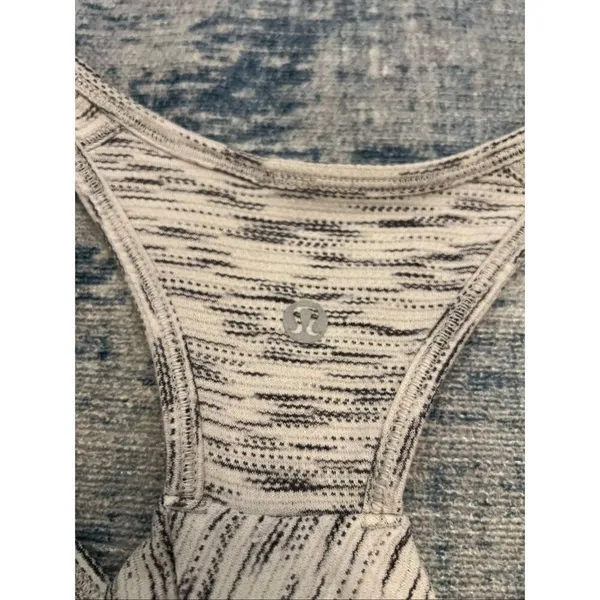 Lululemon Tiger Space Dye Black White Essential Tank Size 10 - Image 3
