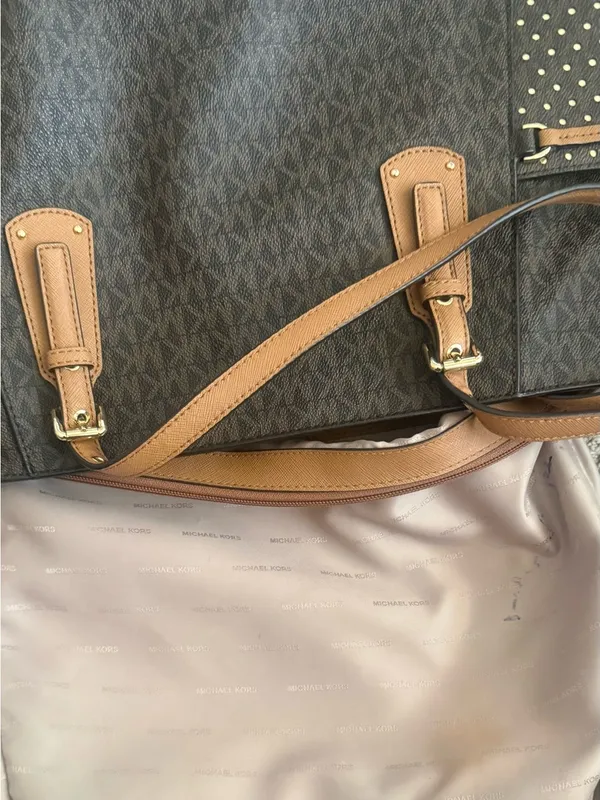 Michael Kors Tote East West Signature Jacquard Voyager Dark Brown Bag Purse - Image 8
