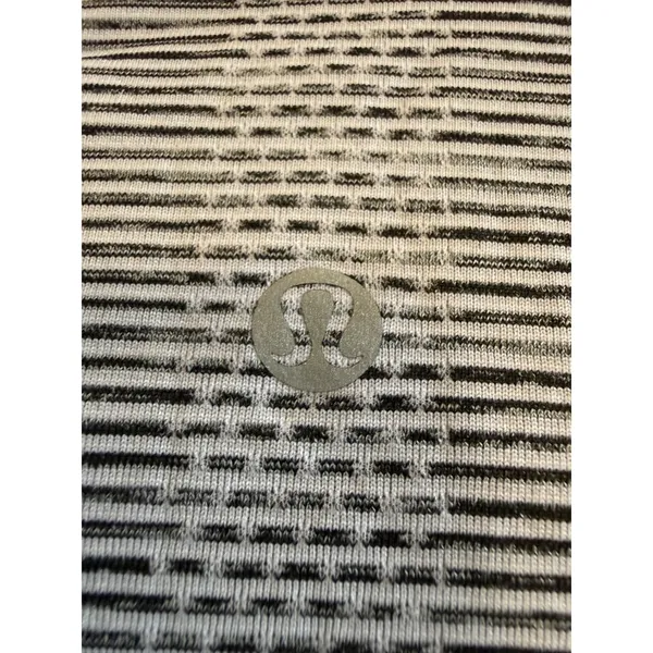 Lululemon Swiftly Tech Short Sleeve Crew Shirt‎ 4 Grey Black Striped Slim Fit - Image 5