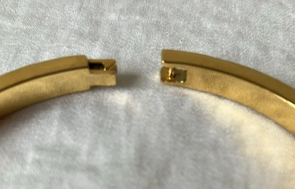: Pink “Spot the Spade” Hinge/Clasp Bangle Bracelet- Gold tone - Image 9