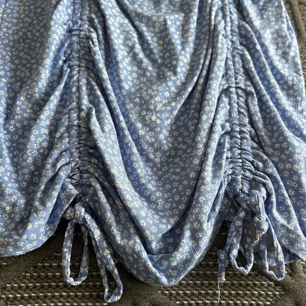 Blue Mini Dress with Small White Flowers and Adjustable Straps, Size M - Image 2