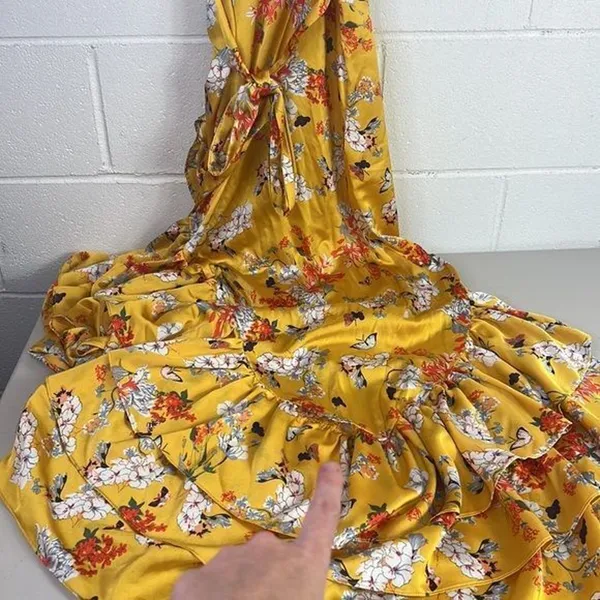 RTR Bronx and BancoNarciss Dress Sz Medium Yellow Floral asymmetrical ruffle - Image 13