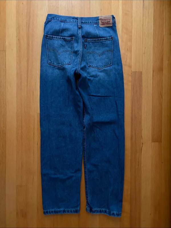 Women's Levi's '94 Baggy Jeans Size 28 - Image 2