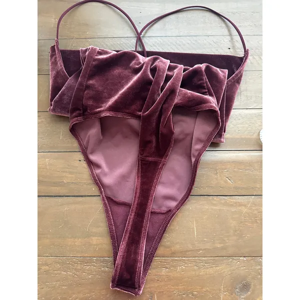 Abercrombie & Fitch Velvet Cowl Neck Bodysuit Burgundy Maroon Small - Image 4