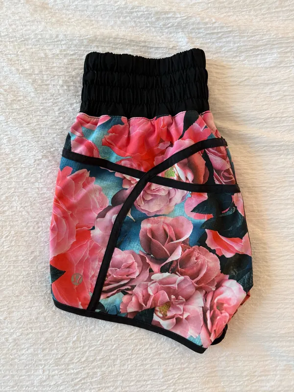 Lululemon Shorts - Image 6