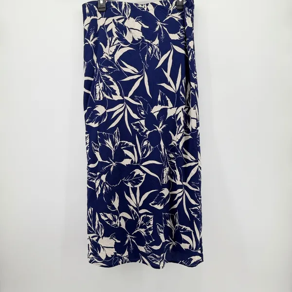Abercrombie &‎ Fitch Blue White Floral Tropical Midi Skirt Petite Medium MP Slit - Image 2