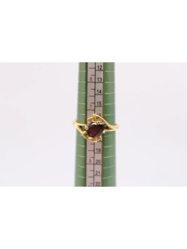 Amethyst Gemstone and Clear Rhinestones Ring Gold Tone Size 7.5 Elegant Dainty - Image 9