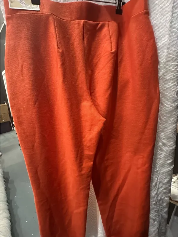 Michael Kors Bright Orange Cropped Ponte Pull-On Pants sz large - Image 2