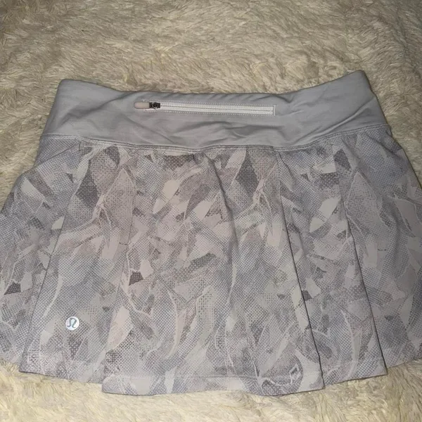 Lululemon Pace Rival Skirt Skort Mini Tropical Shadow /Alpine White Size 4 - Image 2