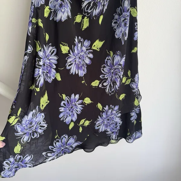 Vintage Assymetrical Chiffon Black And Floral Mid Length ‎ Women's Skirt Size 12 - Image 2