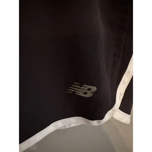 New Balance Women's‎ Drawstring Athletic Running Shorts Black Size Large - Image 2