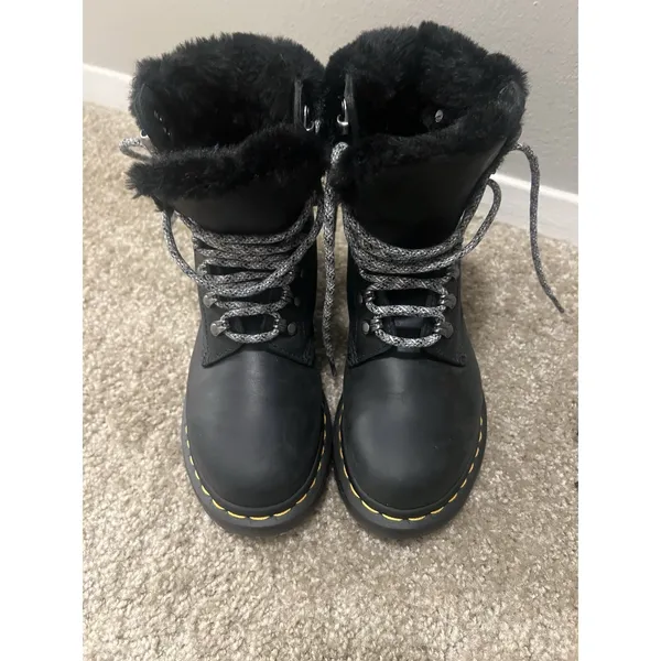 Dr. Martens 1460 Serena Collar Faux Fur Lined Lace Up Combat Boots 7 NWOT - Image 9
