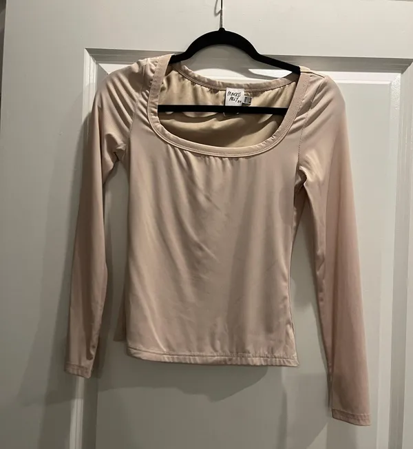 Princess Polly long sleeve - Image 2