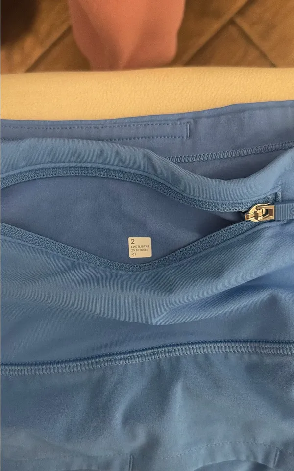 Lululemon Shorts 2.5" Speed Up - Image 4