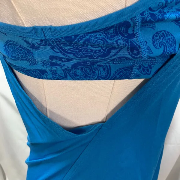 Lululemon No Limits Tank Womens 6 Paisley Cornflower W1575S Active‎ Sport - Image 4
