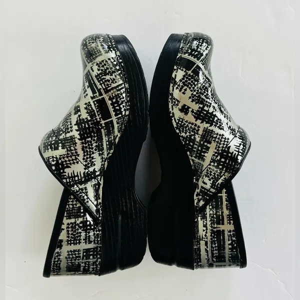 DANSKO Black and White Artistic Mules with Chunky Sole Size 36 (5.5) - Image 5