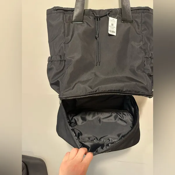 NWT Beyond Yoga Convertible Gym Bag Backpack Black - Image 10