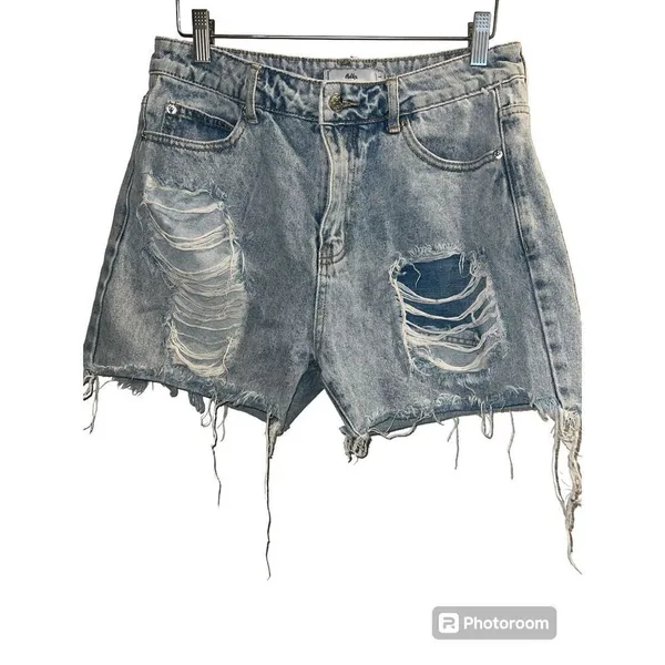 ✨Adika Destroyed Denim Sz Large Shorts✨ - Image 3
