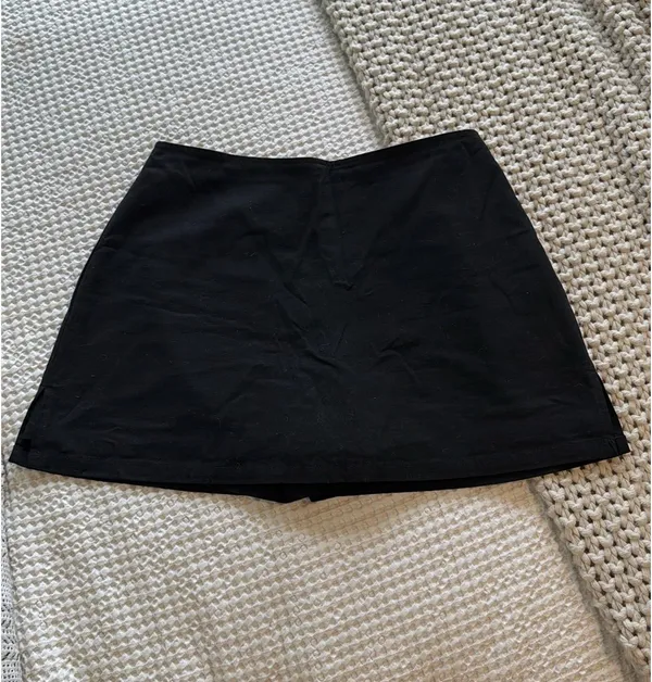 Princess Polly Gigi Skort - Image 3