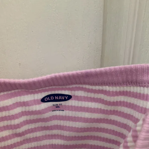 FINAL MARKDOWN Old navy ribbed top xxl - Image 3