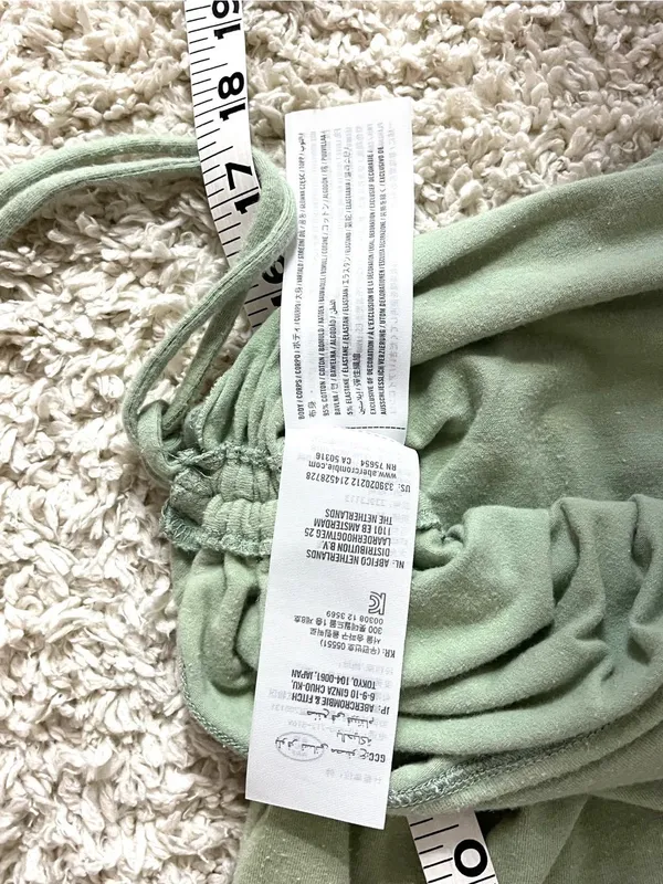 Hollister Sage Green Faux-Wrap Short Sleeve Crop Top - Image 5