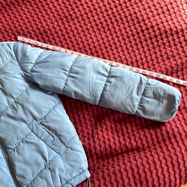 Stradivarius Women’s Light Blue Puffer Jacket XS High Neck Quilted Full Zip - Image 10