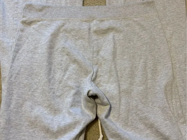 Brandy Melville Light Gray Drawstring Sweatpants - Image 3
