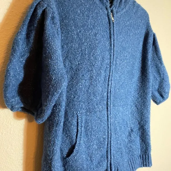 BCBG MaxAzria Hoodie Cardigan Sweater‎ - Image 4