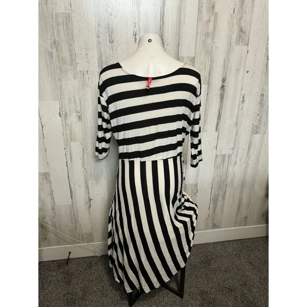 Black White Striped High Low Midi Dress Womens 2XL 3/4 Sleeve Jersey Knit Casual - Image 2