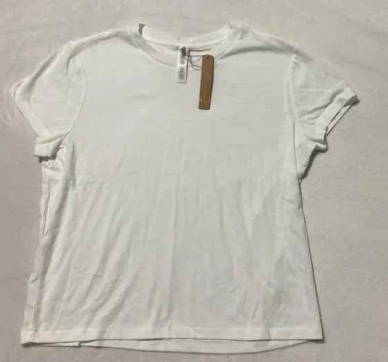 SKIMS T-Shirt L - Image 4
