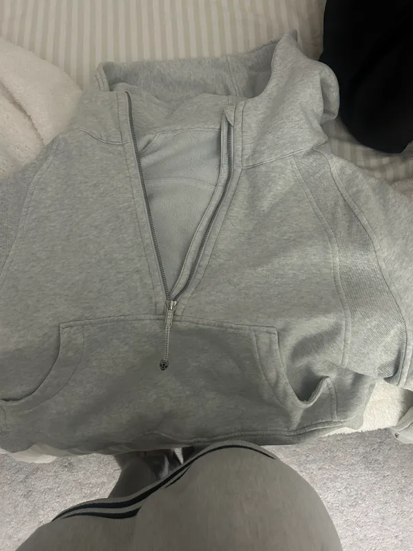 Lululemon Scuba Hoodie - Image 4