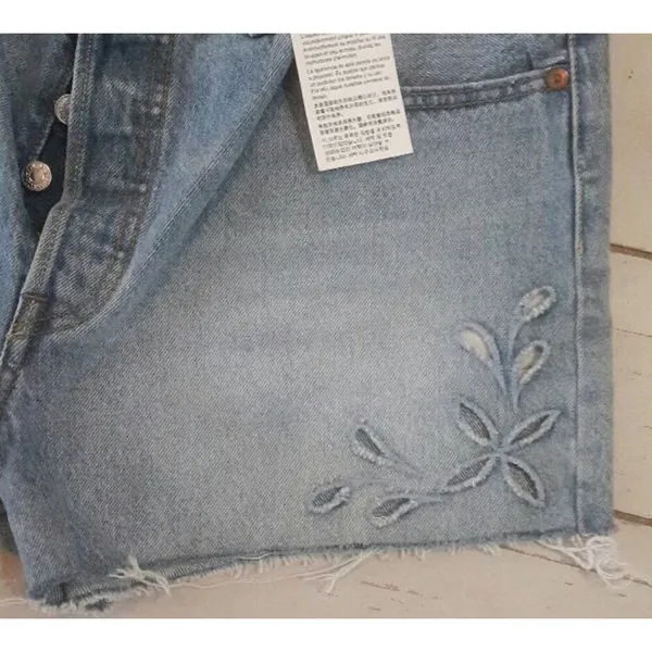 Levi's 501 Denim Shorts Distressed Blue Frayed Hems Button Fly Womens 32 Floral - Image 3