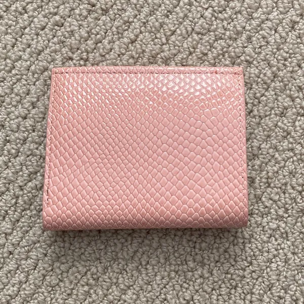 Compact Pink Textured Faux Snake Skin Women's Wallet Gold Zipper - Image 3